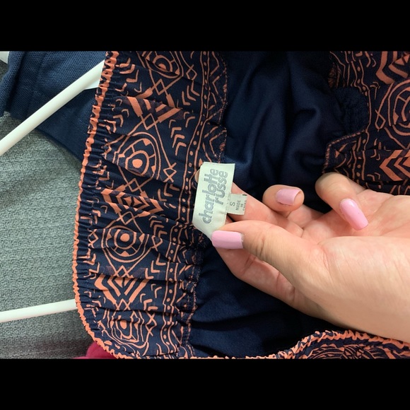 NWOT Mid-thigh Tribal Skirt (Charlotte Russe) - Picture 2 of 2